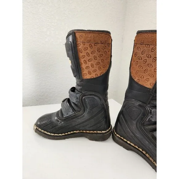 Answer Boys Racing Youth Boots Size 3 Show Lots Of Wear Please See Pictures - Picture 4 of 12